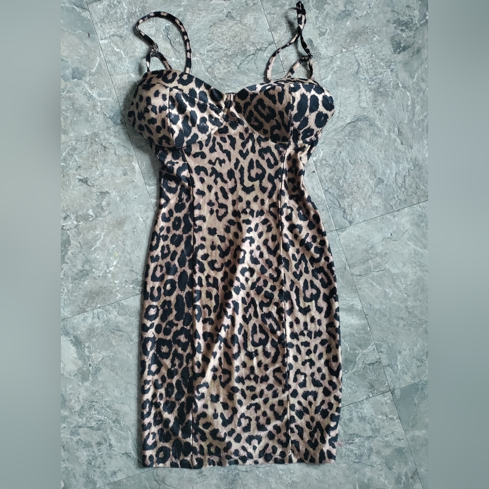 Ladies leopard print dress